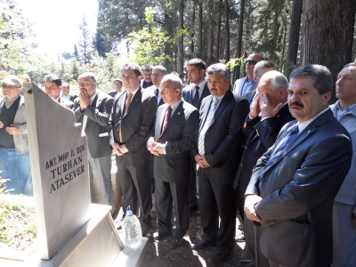 Tam boy resmi görebilmek için tıklayın