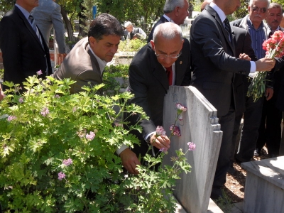 Tam boy resmi görebilmek için tıklayın