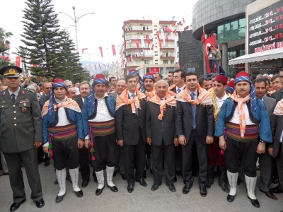 Tam boy resmi görebilmek için tıklayın