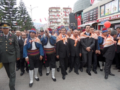 Tam boy resmi görebilmek için tıklayın