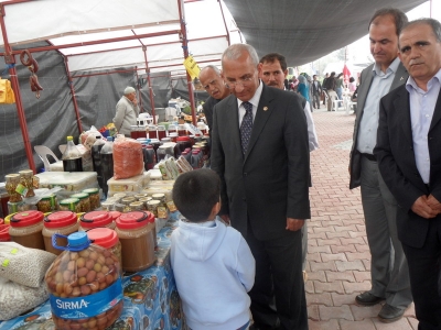 Tam boy resmi görebilmek için tıklayın